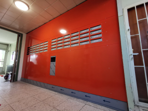 Társasházi postaláda fal Társasházi postaláda fal