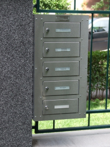 Kültéri rozsdamentes postaláda társasházaknak Kültéri rozsdamentes postaláda társasházaknak