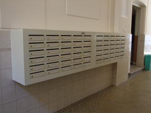 Társasházi postaláda Társasházi postaláda